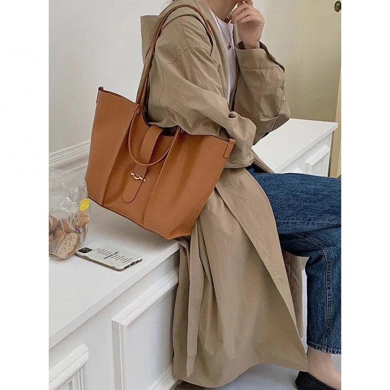 Large Tote Bag for Women ⎜ High - Quality Design Made From Genuine Leather with a Spacious Interior