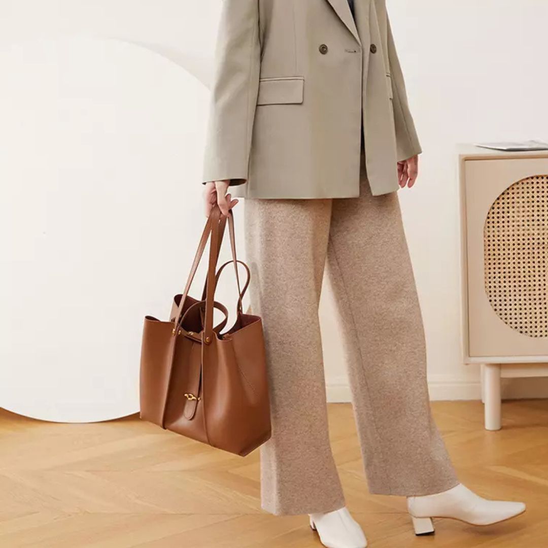Large Tote Bag for Women ⎜ High - Quality Design Made From Genuine Leather with a Spacious Interior