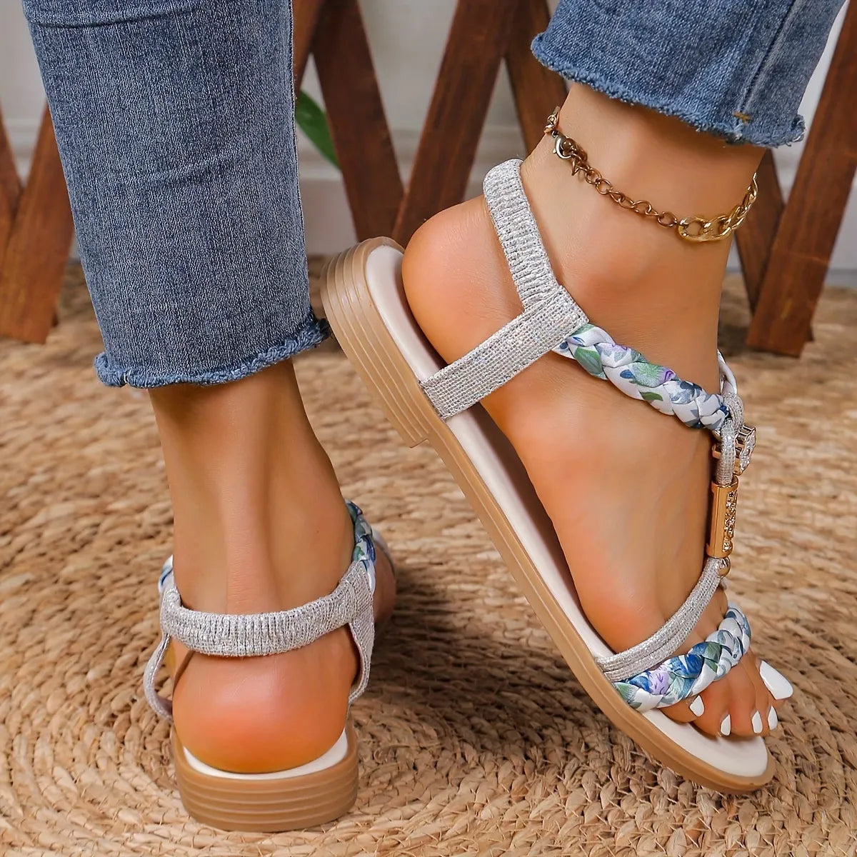 Women's Flat Sandals ⎜ Comfortable Shoes with Braided Design and Sparkling Details