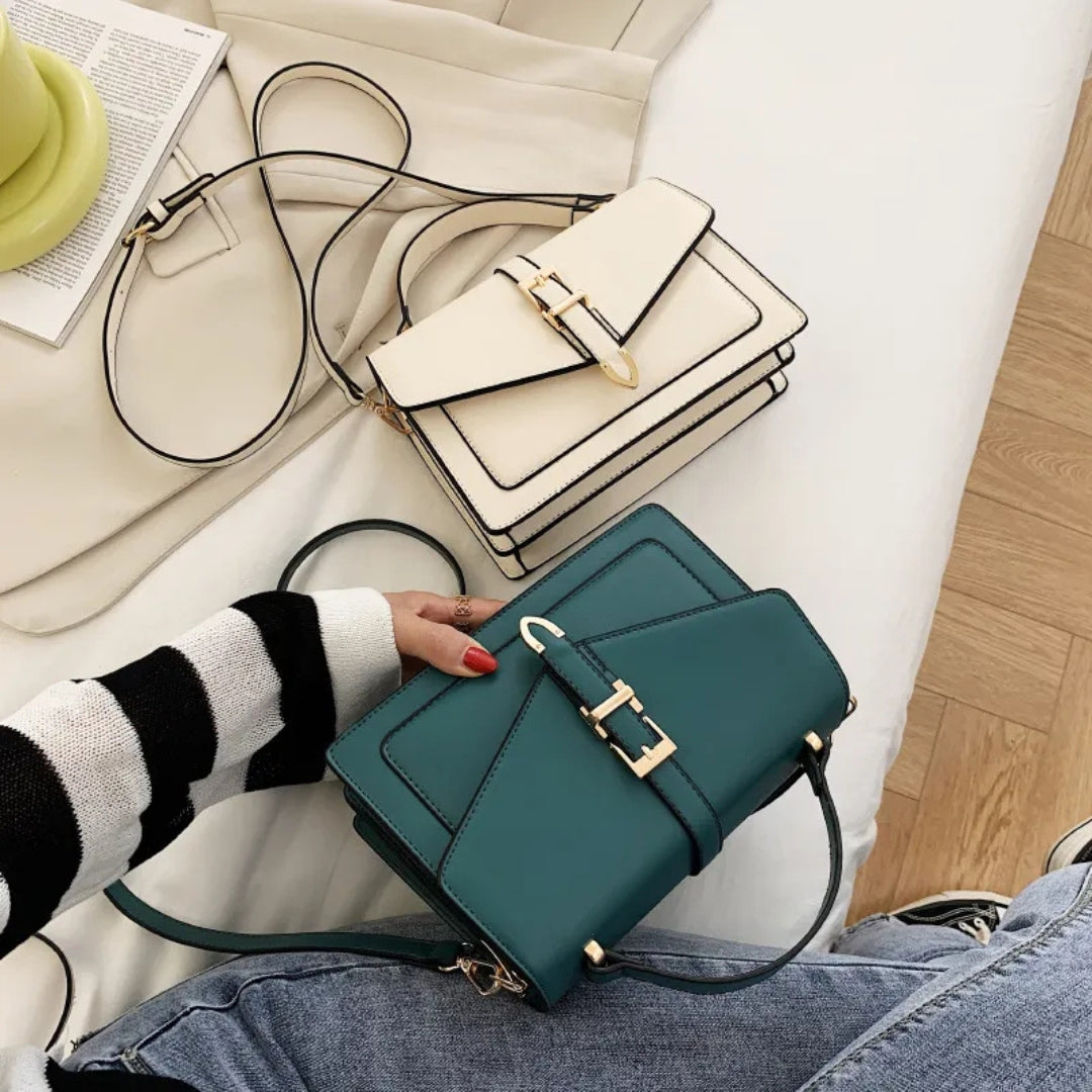 Shoulder Bag for Women ⎜ Elegant Handbag with Golden Buckle and Adjustable Strap