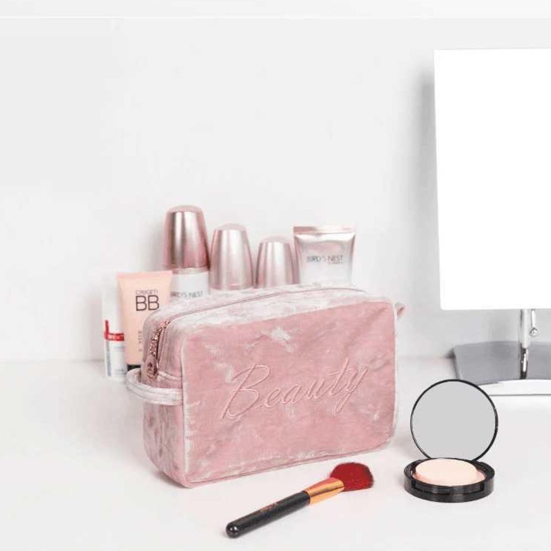 Cosmetic Bag for Women ⎜ Spacious and Portable Design with Soft Fabric and Practical Interior Organisation