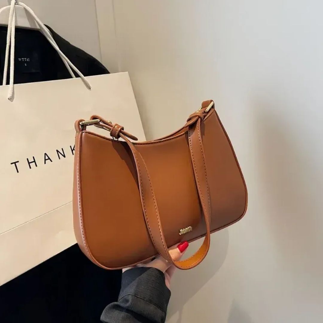 Fashionable Shoulder Bag for Women ⎜ Elegant Shoulder Bag Made From High - Quality Leather with a Practical Shape