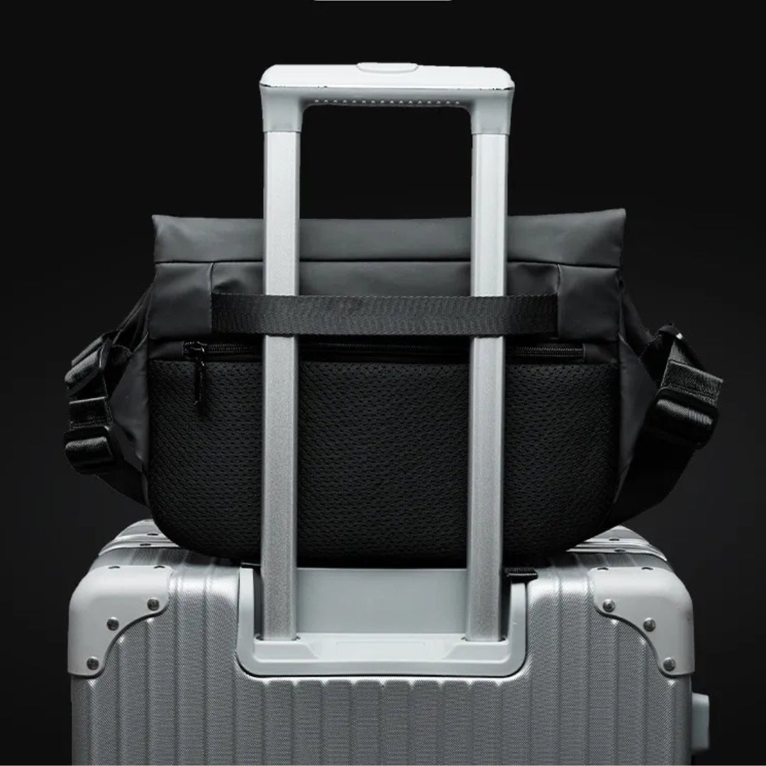 Shoulder Bag for Men ⎜ Modern Design with Robust Structure and Practical Flap Fastening
