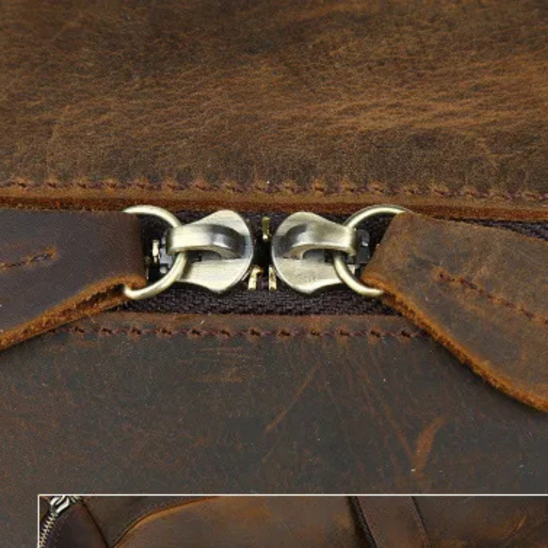 Travel Bag for Men ⎜ Vintage Leather with Generous Storage Space and Practical Compartments