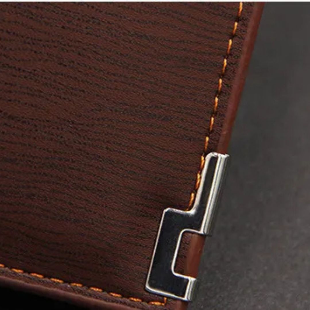 Men's Wallet with Metal Corner ⎜ Elegant Short Shape with Card Slots
