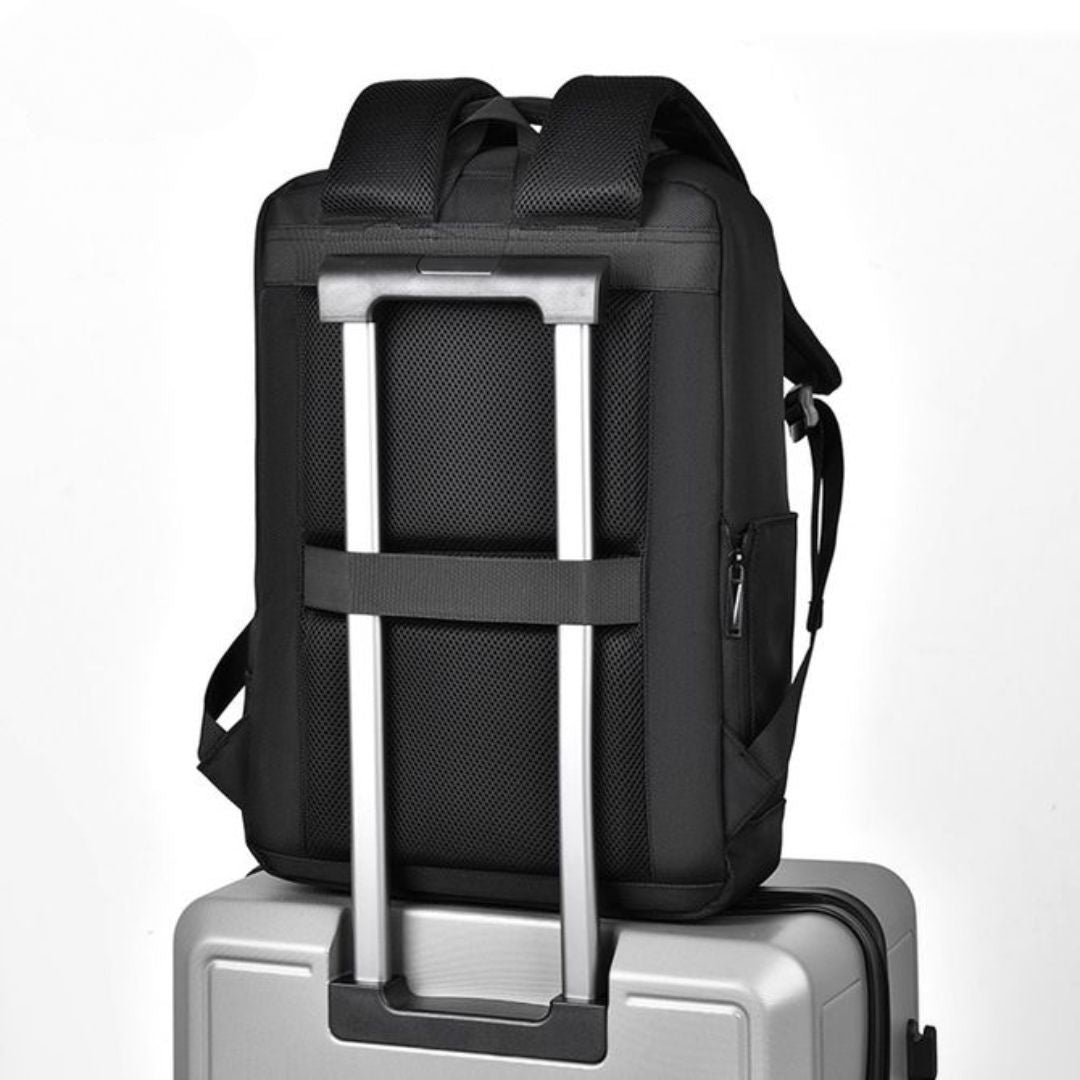 Business Backpack for Men ⎜ Modern and Elegant Backpack for Work and Travelling