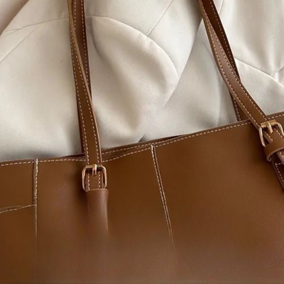 Large Handbag for Women ⎜ Practical Shoulder Bag with Plenty of Storage Space for Everyday Use