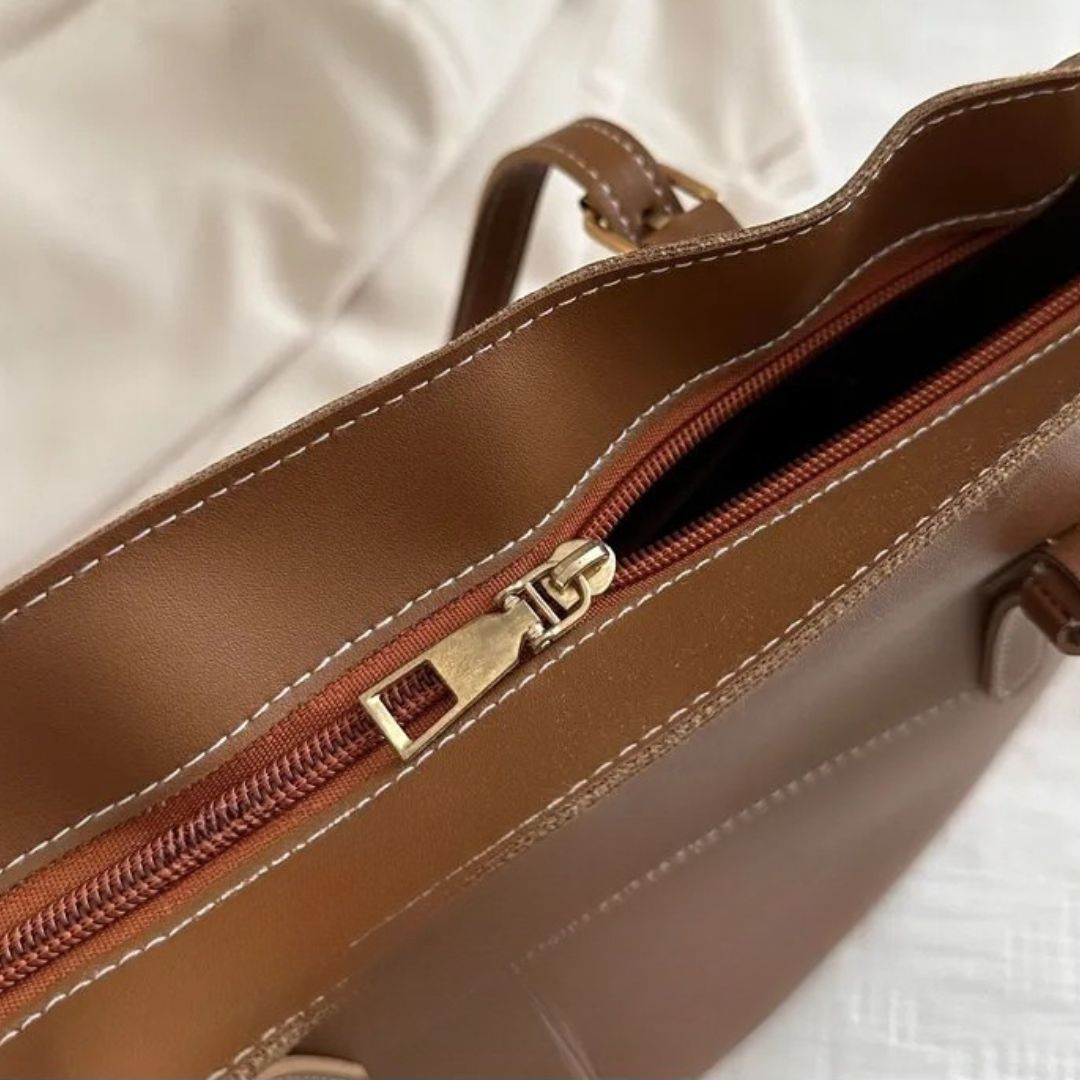 Large Handbag for Women ⎜ Practical Shoulder Bag with Plenty of Storage Space for Everyday Use