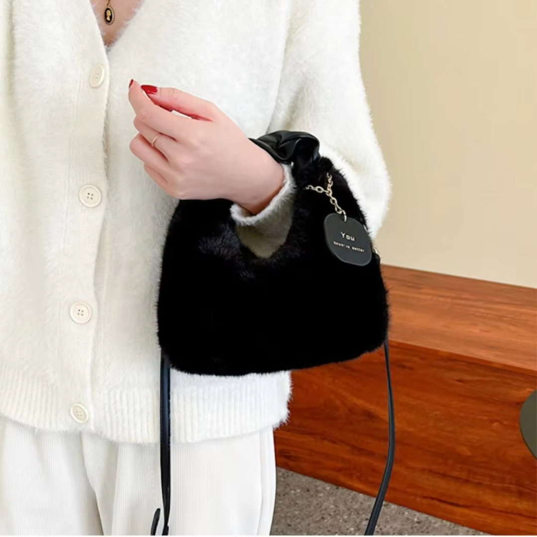 Plush Bag for Women ⎜ Cosy Winter Tote Bag