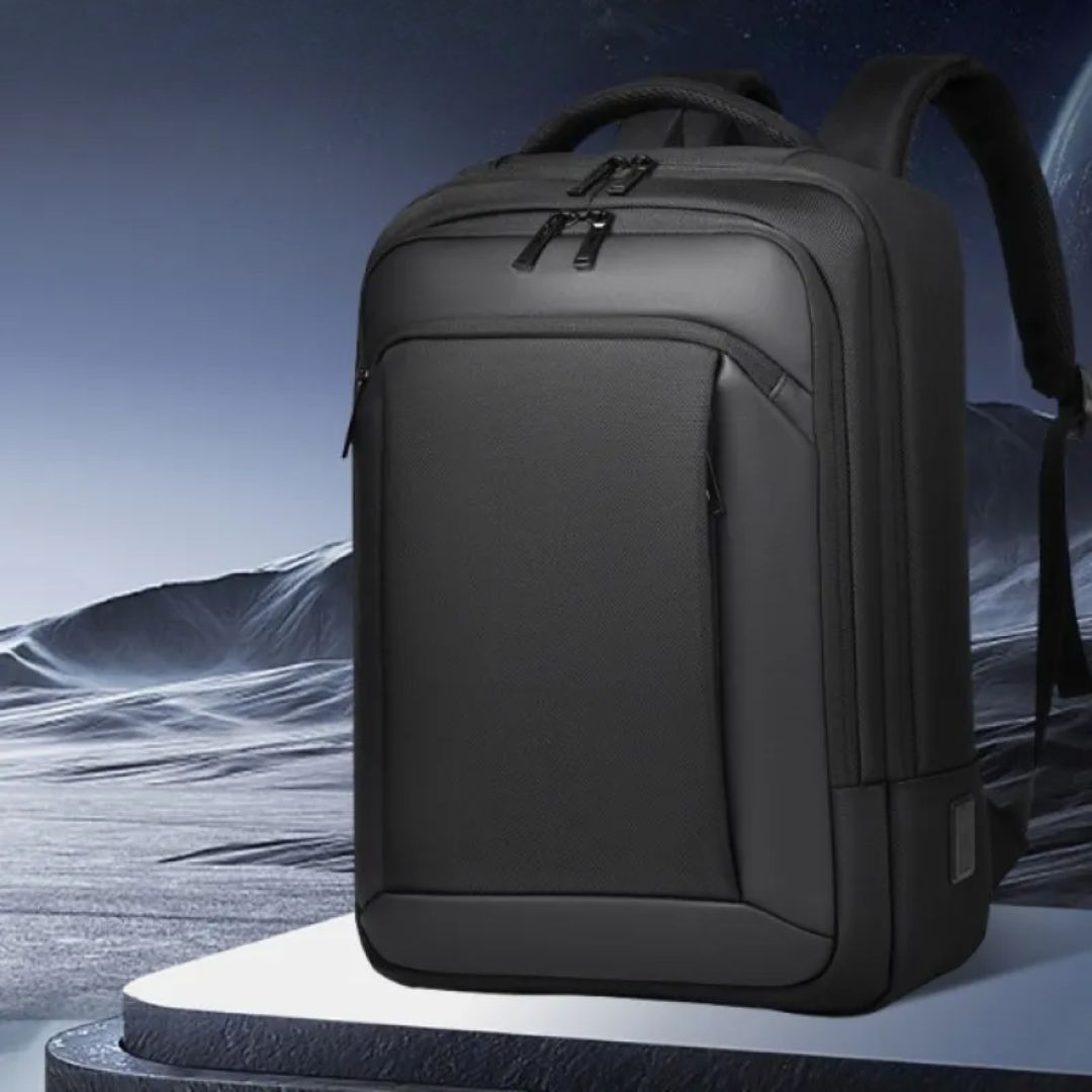 Business Backpack for Men ⎜ Modern and Elegant Backpack for Work and Travelling