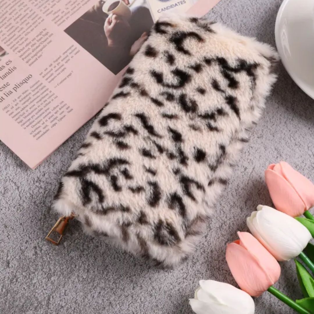 Women's Wallet with Zip ⎜ Fluffy Leopard Look with Card and Coin Compartment