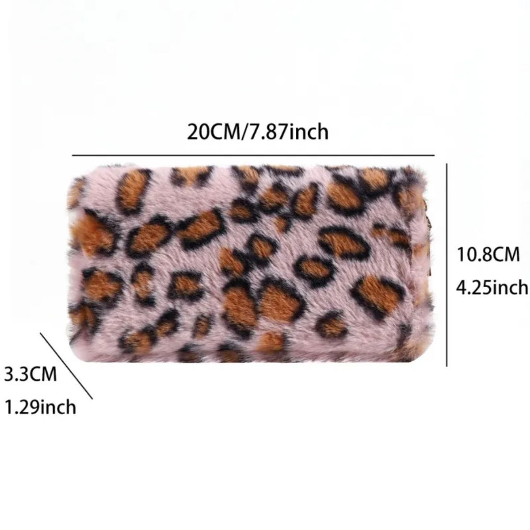 Women's Wallet with Zip ⎜ Fluffy Leopard Look with Card and Coin Compartment