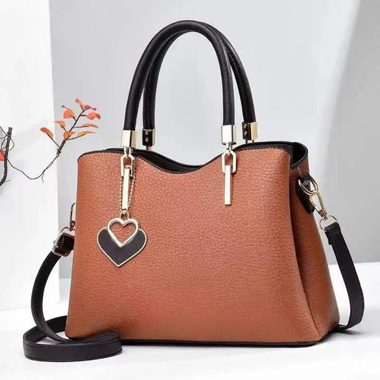 Handbag with Heart Pendant ⎜ Stylish Design and Practical Shoulder Strap
