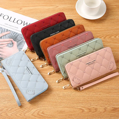 Women's Wallet in Long Format ⎜ Fashionable Wallet with Single Zip and Plenty of Storage Space