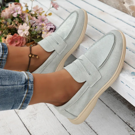 Slip - on Trainers for Women ⎜ Comfortable Retro - Style Shoes with a Fashionable Design for Everyday Wear and Comfort