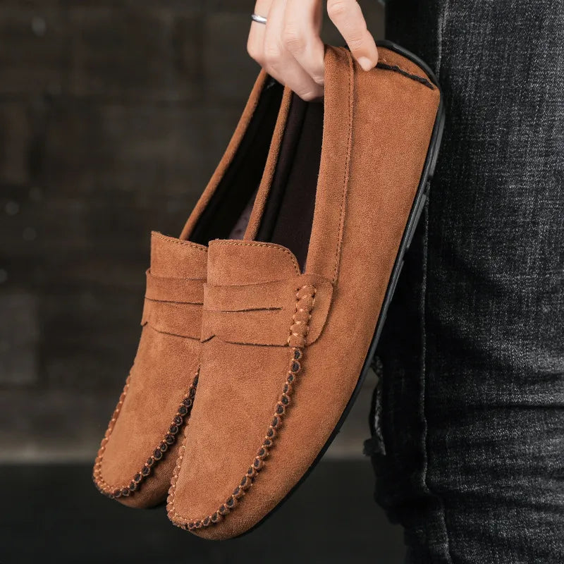 Hand - Sewn Men's Moccasins ⎜ Comfortable Velvet Leather Shoes for Everyday Wear and Leisure