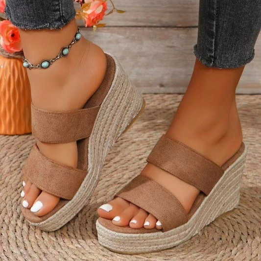 Wedge Heel Slippers for Women ⎜ Summery Sandals with Rope Sole and Comfortable Double Strap