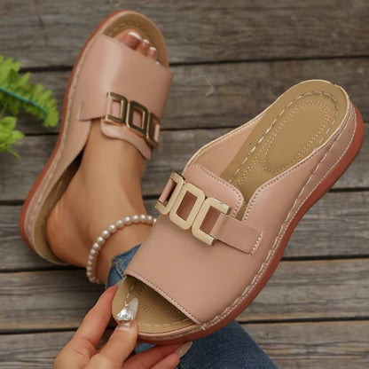 Platform Loafers for Women ⎜ Fashionable Wedges with a Chain Design and Thick Heel for Summer