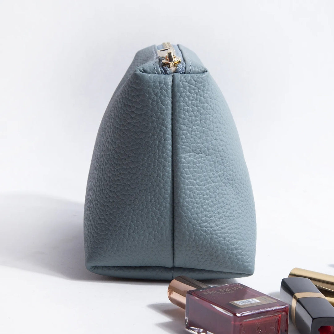 Cosmetics Bag for Women ⎜ Compact Leather - Look Design with Zip for Lipsticks and Make - Up