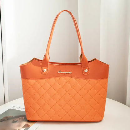 Quilted Handbag for Women ⎜ Versatile Shoulder Bag for Shopping and Everyday Use