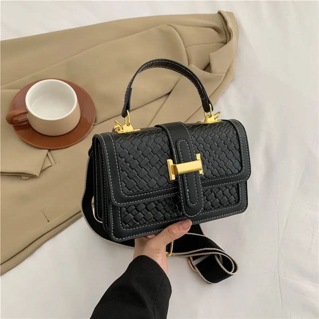 Woven Shoulder Bag for Women ⎜ Small Bag with Braided Design and Practical Fastening