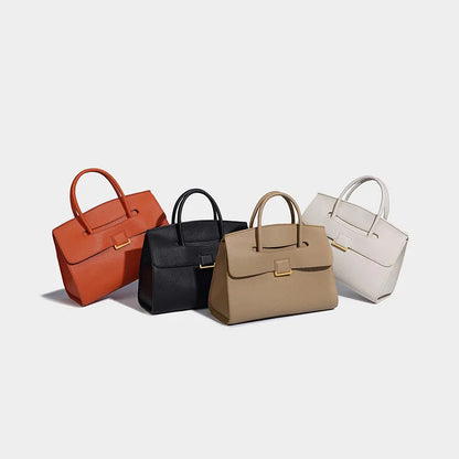 Elegant Shoulder Bag for Women ⎜ Large Handbag with a Practical Design and Elegant Fastening