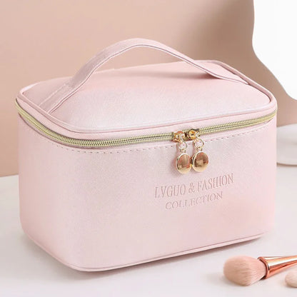 Cosmetics Bag for Travelling ⎜ Waterproof Storage with Zip and Practical Carrying Handle