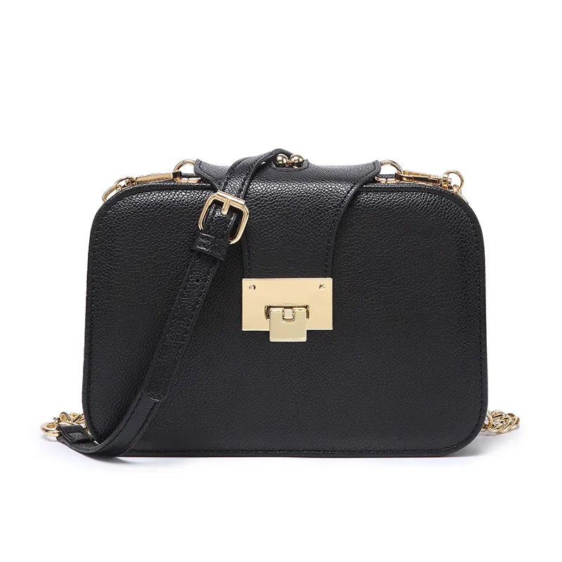Shoulder Bag for Women ⎜ Fashionable Bag in a Square Design with Chain Strap and Fastening