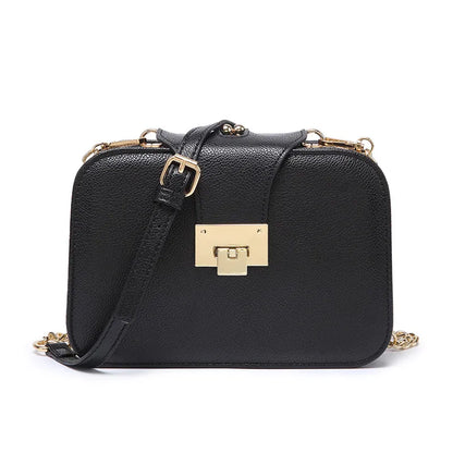 Shoulder Bag for Women ⎜ Fashionable Bag in a Square Design with Chain Strap and Fastening