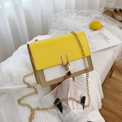 Chain Shoulder Bag for Women ⎜ Versatile Cross - Body Bag in a Trendy Design