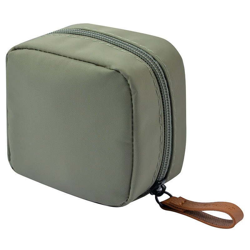 Cosmetics Bag for Women ⎜ Simple Make - Up Bag with Zip and Practical Storage