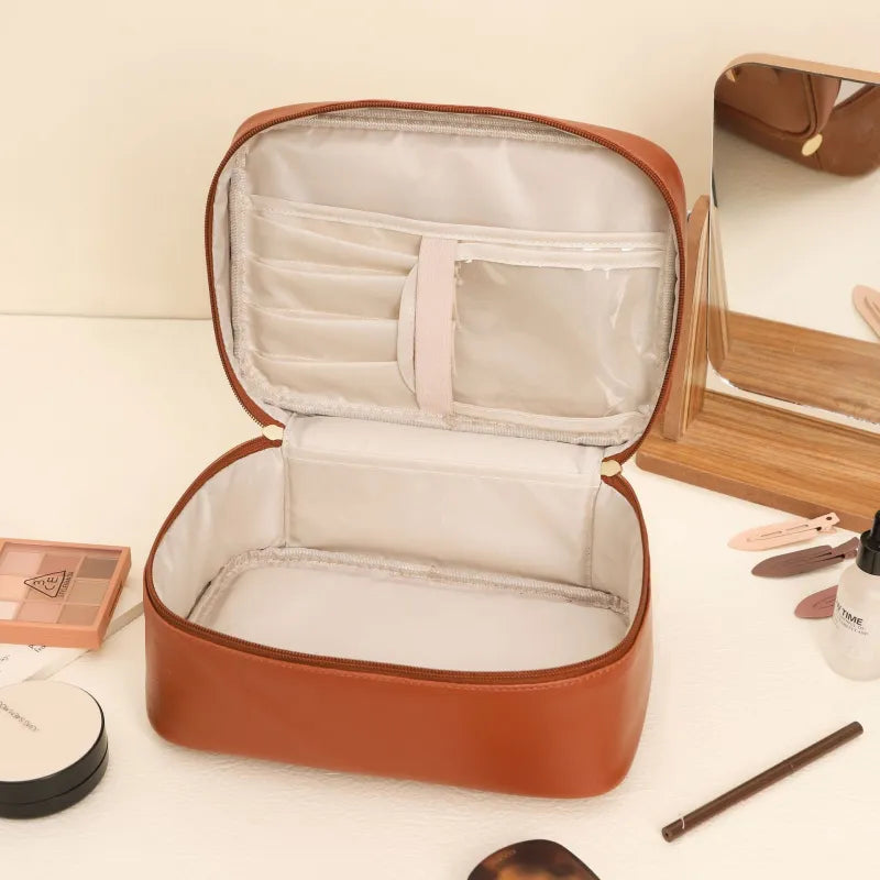 Cosmetics Bag for Women ⎜ Practical Travel Bag with Large Capacity and Carrying Handle