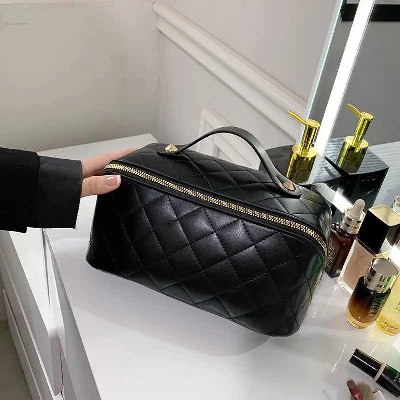 Cosmetics Bag for Women ⎜ Elegant Quilted Design with Zip and Practical Carrying Handle for on the Go
