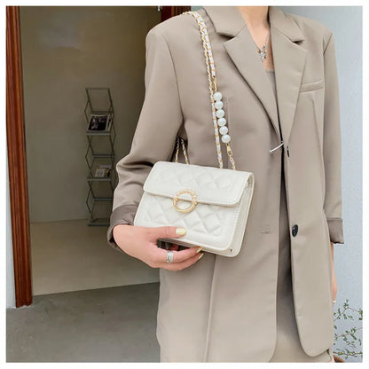 Small Shoulder Bag with Chain ⎜ Pearl Fastening and Stylish Chain Strap