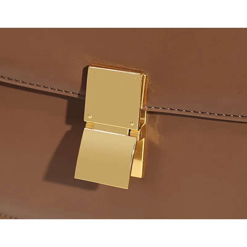 Classic Leather Shoulder Bag ⎜ Elegant Accessory with Gold Buckle for Stylish Appearances