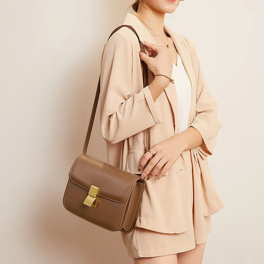 Classic Leather Shoulder Bag ⎜ Elegant Accessory with Gold Buckle for Stylish Appearances