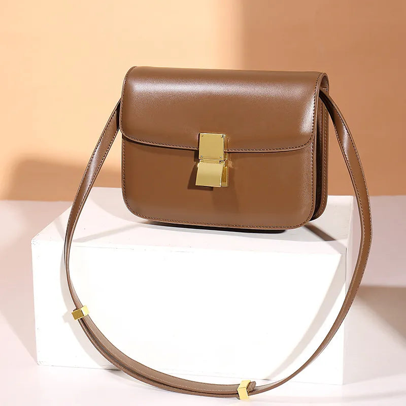 Classic Leather Shoulder Bag ⎜ Elegant Accessory with Gold Buckle for Stylish Appearances