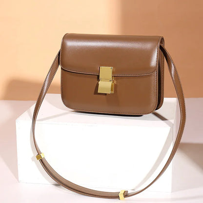 Classic Leather Shoulder Bag ⎜ Elegant Accessory with Gold Buckle for Stylish Appearances