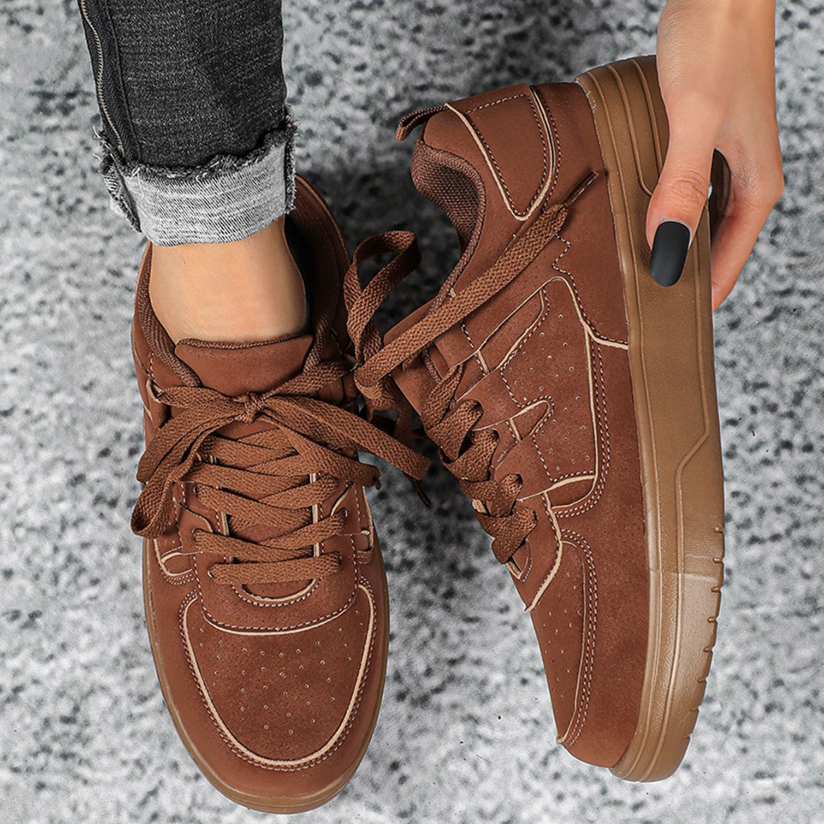 Men's Trainers ⎜ Comfortable Casual Shoes with a Thick Sole and Vintage Design for Everyday Wear