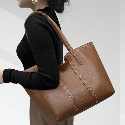 Leather Bag for Women ⎜ Spacious Tote Bag with Stylish Design and Robust Stitching