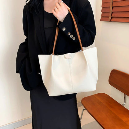 Retro Two - Piece Set ⎜ Elegant Bag with Practical Cosmetic Bag and Plenty of Storage Space