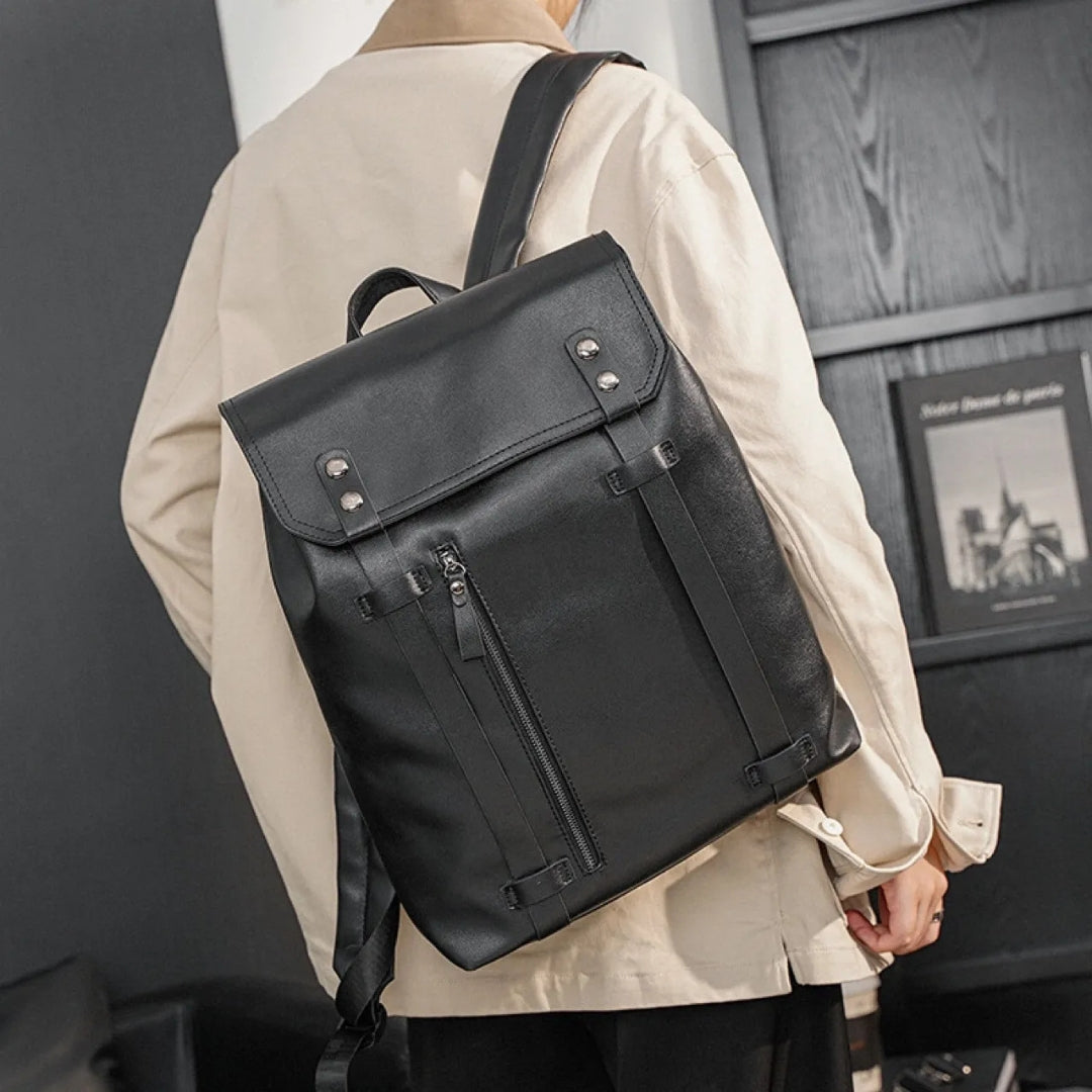 Business Backpack ⎜ Stylish Laptop Carrier with Practical Compartments