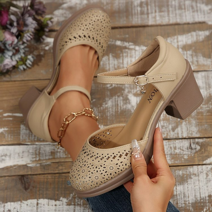 Women's Pumps with Block Heel ⎜ Comfortable Shoes with Buckle Straps and Airy Cut - Outs