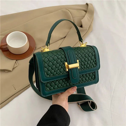 Woven Shoulder Bag for Women ⎜ Small Bag with Braided Design and Practical Fastening