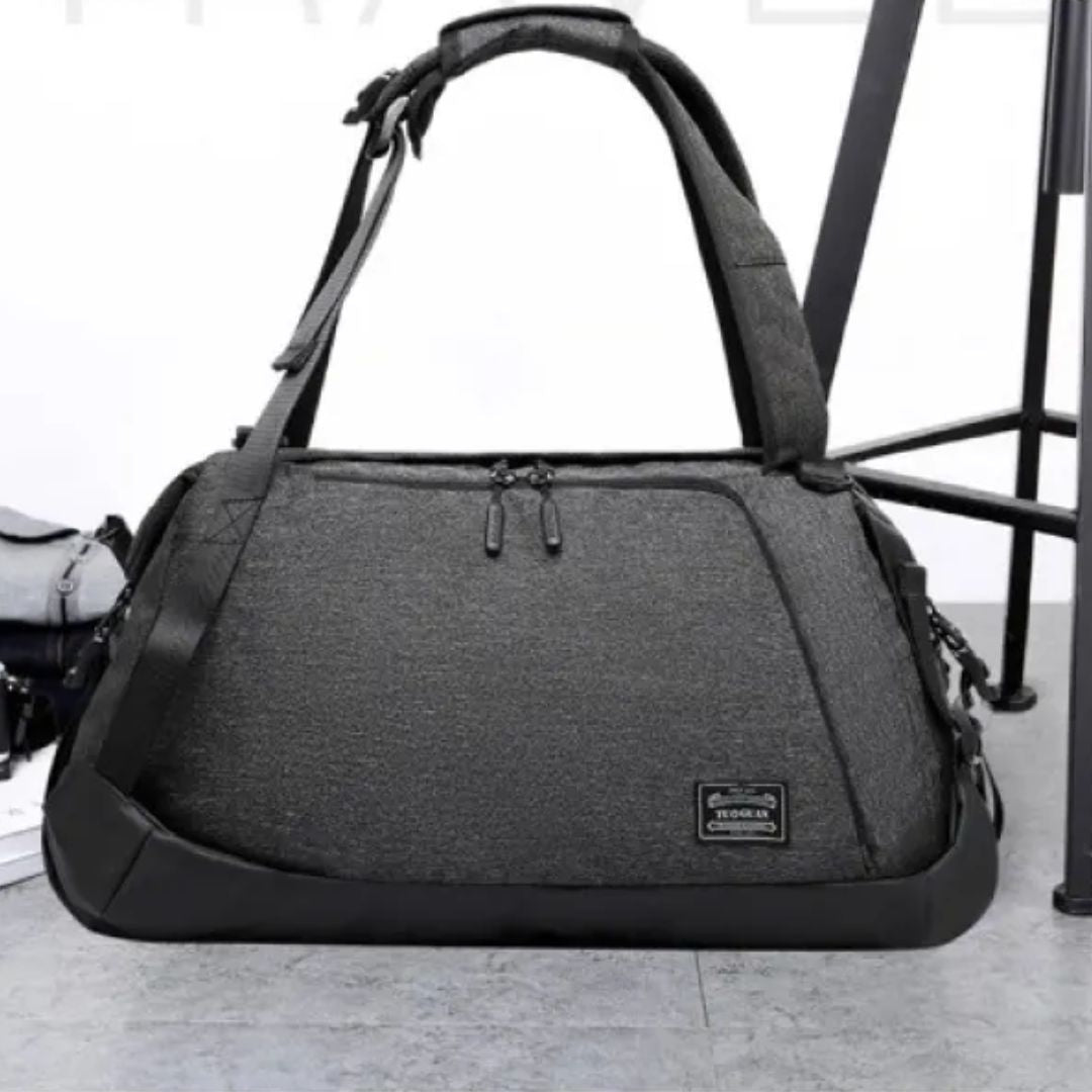 Sports Bag for Men and Women ⎜ Versatile Training Bag with Shoe Compartment and Water - Repellent Base