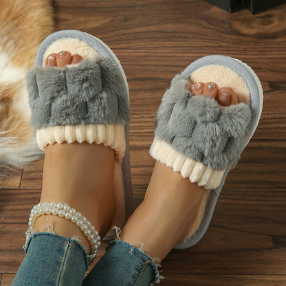 Ladies Plush Slippers with Bow Design ⎜ Comfortable Indoor Slippers with Soft Lining