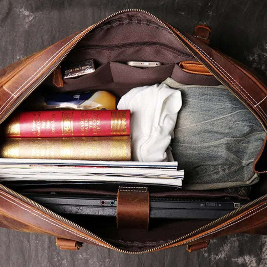 Travel Bag for Men ⎜ Robust Leather Bag with Shoulder Strap and Large Capacity