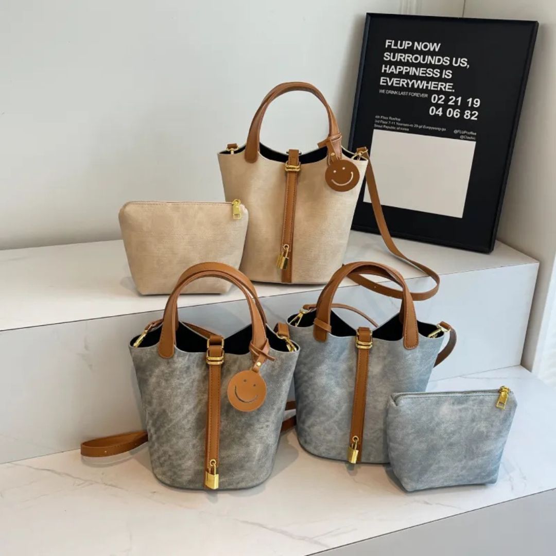 Retro Handbag for Women ⎜ Fashionable Bag with Smiley Tag and Adjustable Shoulder Strap