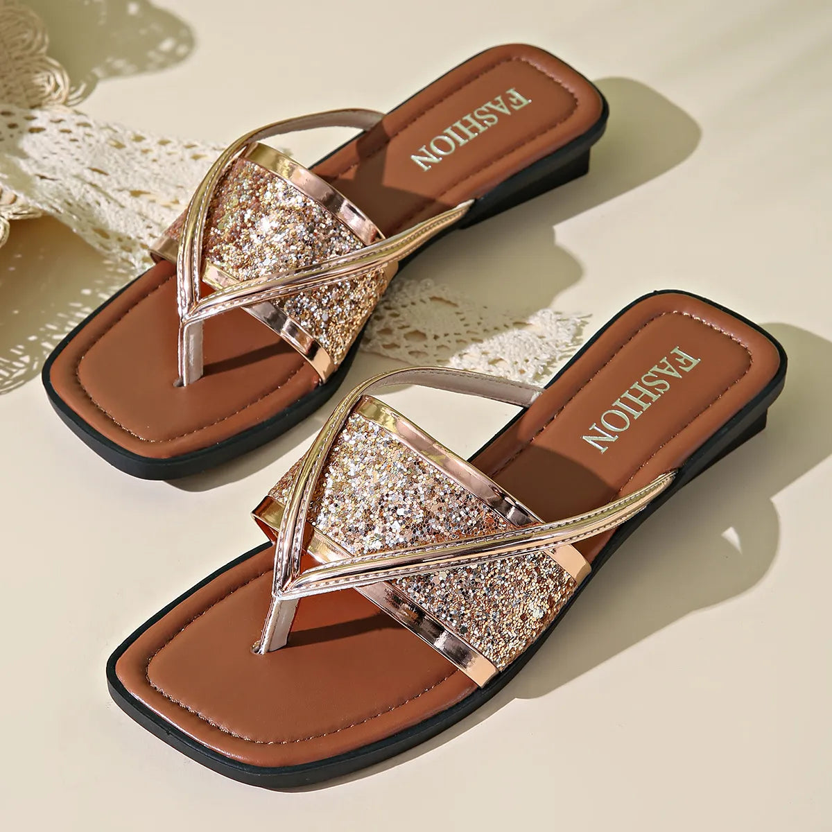 Women's Sandals with Glitter Details ⎜ Fashionable Flip - Flops with Cross Straps and Comfortable Block Heel