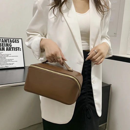 Cosmetics Bag for Women ⎜ Large Travel Bag with Carrying Handle and Practical Compartmentalisation